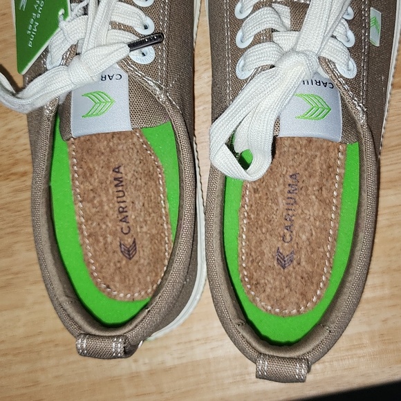 Sz 10 Cariuma Burnt Sand Canvas Thread Sneaker - Picture 6 of 11